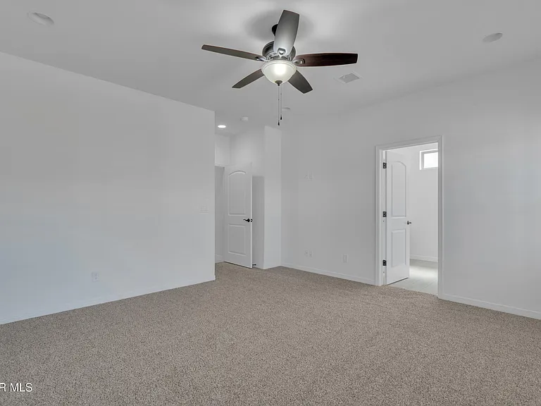 14936 Hill Ridge Ct — Photo 28