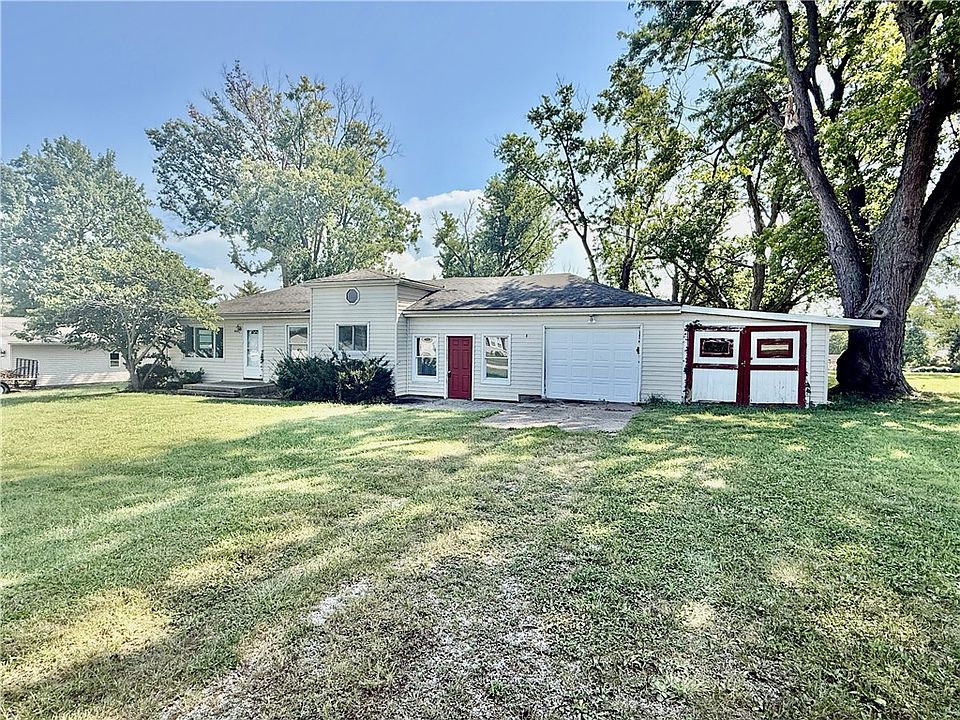 1st image of 4931 E Glenwood Dr