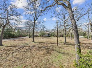 12994 Hunters Creek Rd, College Station, TX 77845