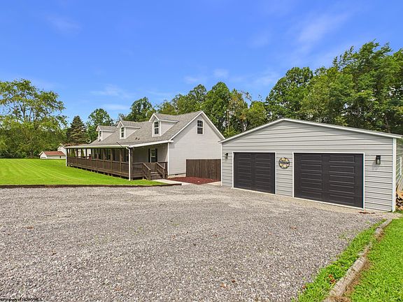 4th image of 395 Burnside Addition Rd