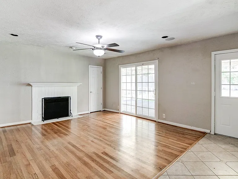 8713 Diceman Dr — Photo 4