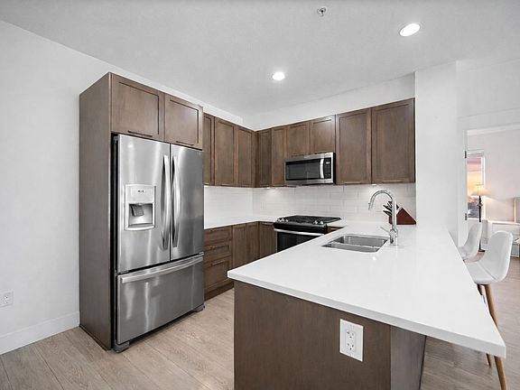 3rd image of 22087 49th Ave #303
