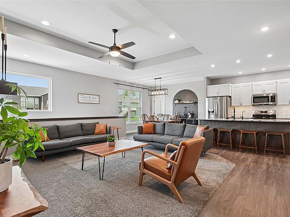5th image of 4064 Aster Ct