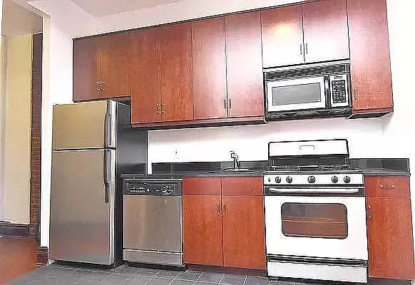 Rented by Compass | media 12