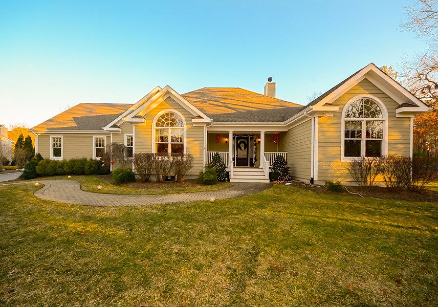 1st image of 36 Red Creek Cir