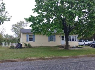54 Ocean View Dr, Ocean View, NJ 08230