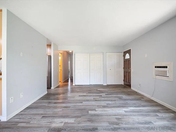 4th image of 8797 Wahl St