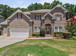 1912 Madeira Cir, Waxhaw, NC 28173