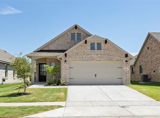 1409 Grove Pond Rd, Forney, TX 75126