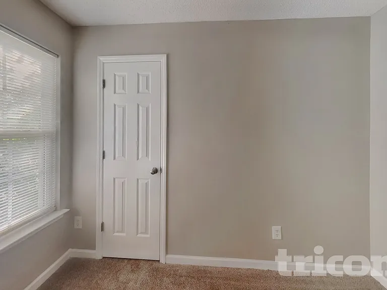 4812 Silverdene St — Photo 13