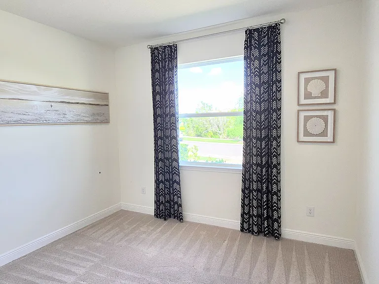 2631 Warren Acres Blvd — Photo 6