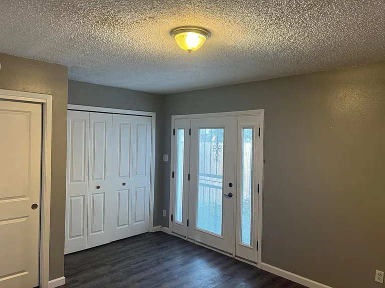 3608 Lafayette Dr NE #B — Photo 14