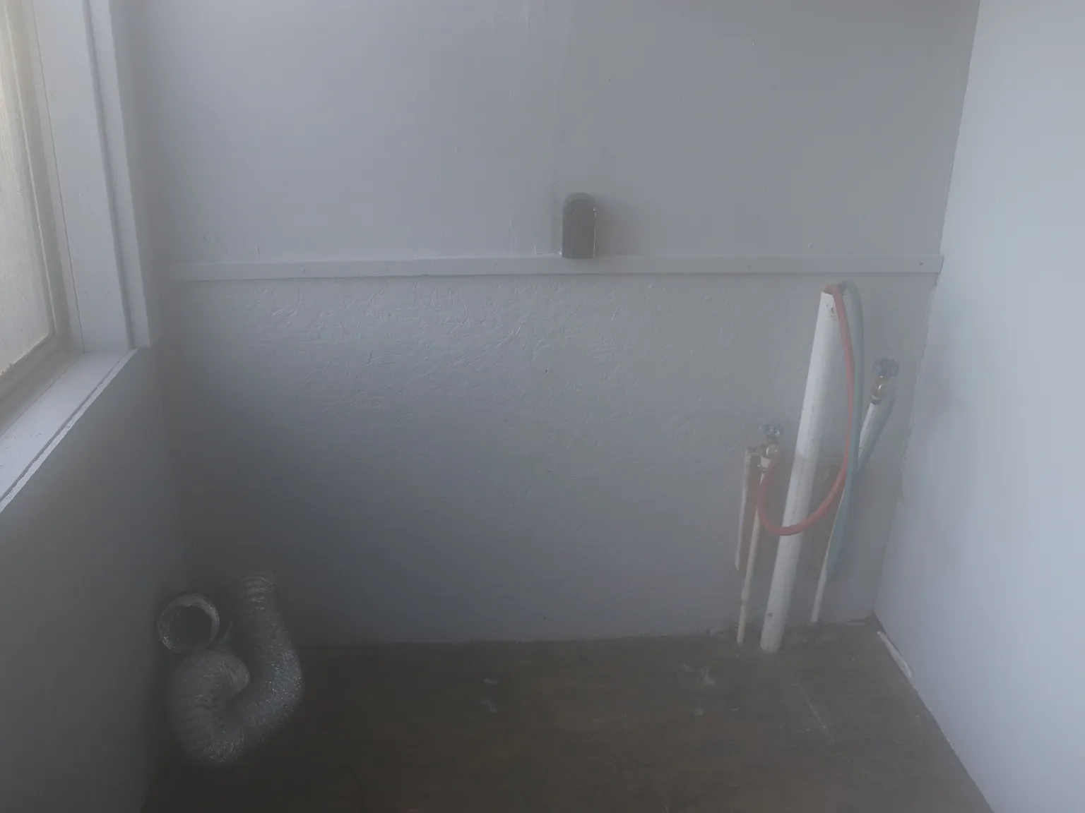 3 bed, 874 sqft, $1,350 — Photo 4