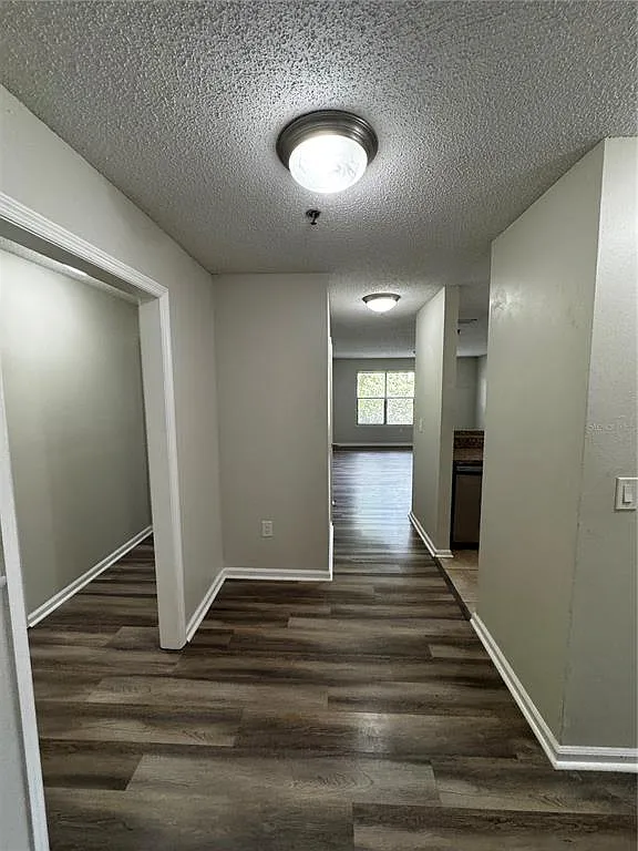 2 bed, 2.0 bath, 1182 sqft, $1,650 — Photo 3