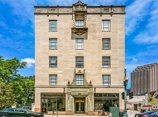 703 Carondelet St #303, New Orleans, LA 70113