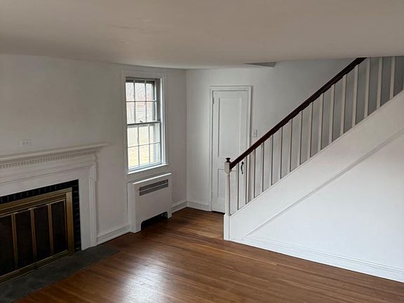 5th image of 219 Farwood Rd