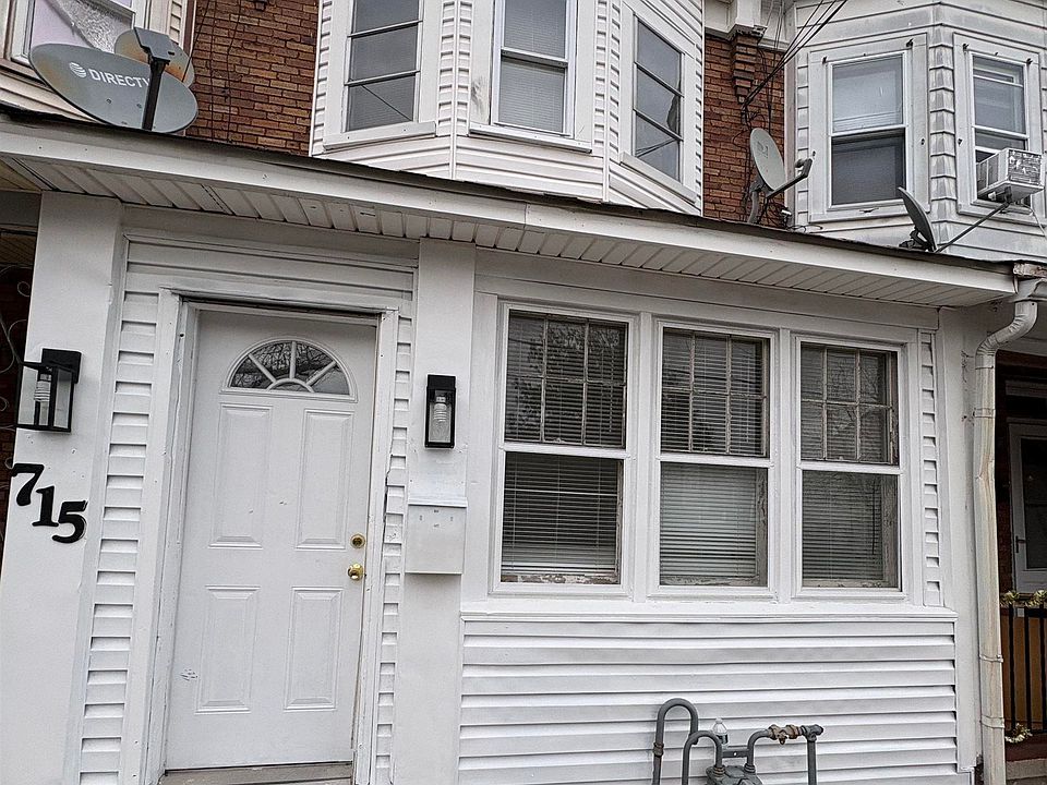 1st image of 715 Green St