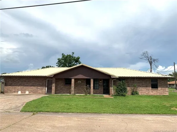 4001 S Elton Ct, Lake Charles, LA 70607