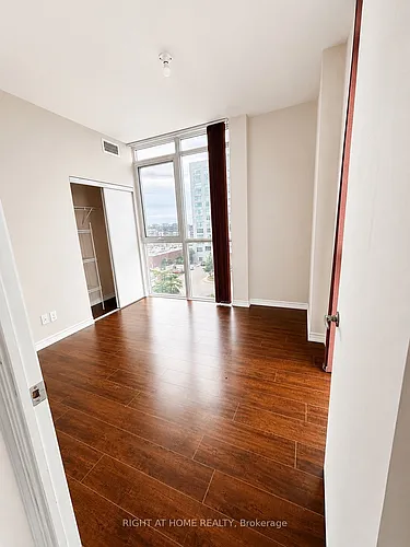 1328 Birchmount Rd #703 Photo 1