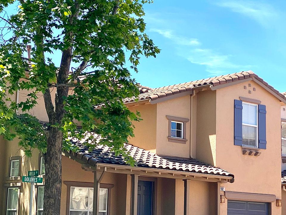 1st image of 102 Dolores Ct