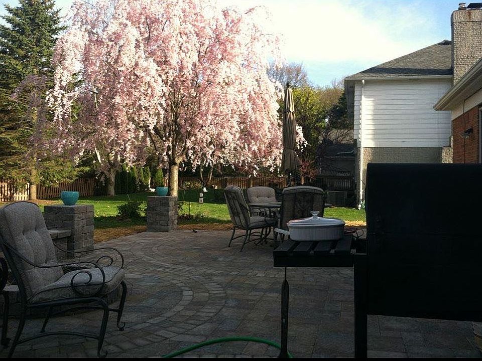 1st image of 6852 Vachon Dr