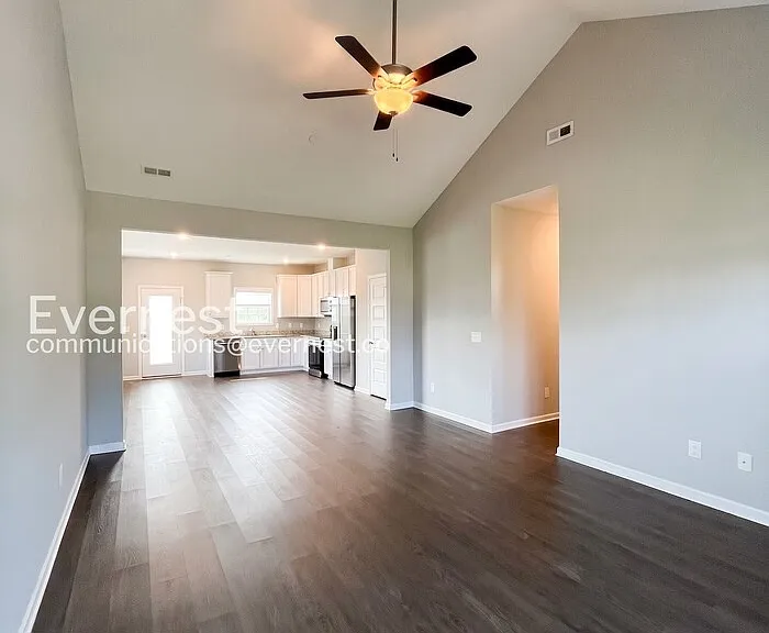 1309 Ventura Ln — Photo 6
