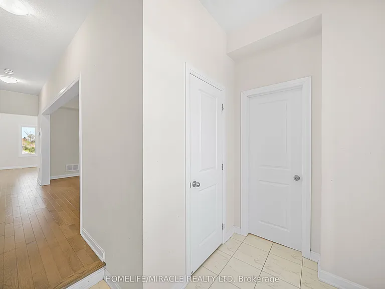 111 Windermere Blvd — Photo 28