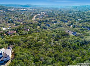 15621 Chinquapin, Helotes, TX 78023