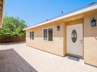 11018 Burnet Ave #11018, Mission Hills, CA 91345