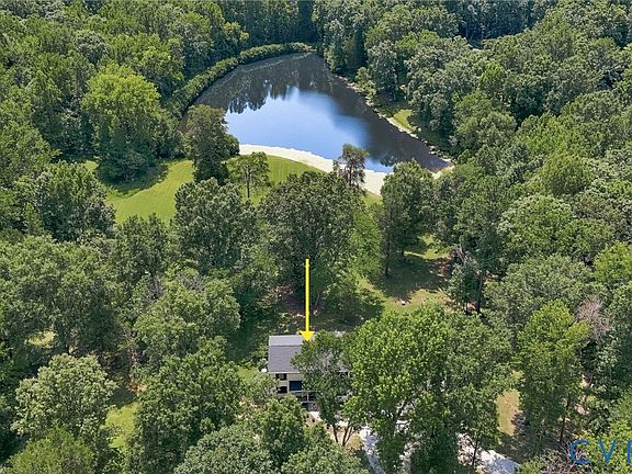 3rd image of 1609 Beaverdam Creek Rd