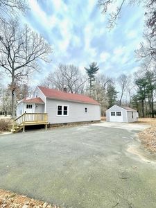 328 Maple St, East Longmeadow, MA, 01028