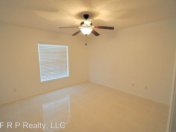 4th image of 144 Reserve Cir APT 204