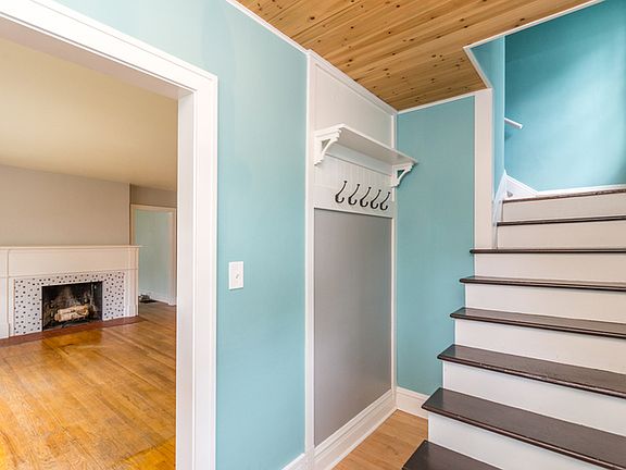 4th image of 618 S Cornell Ave