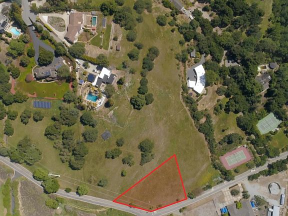 5th image of 19351 Graystone Ln