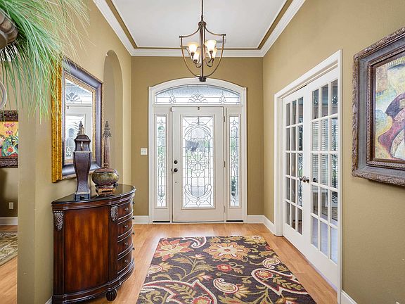 4th image of 102 Cypress Creek Dr