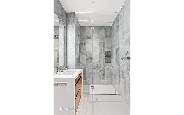 Rented by Douglas Elliman | media 22