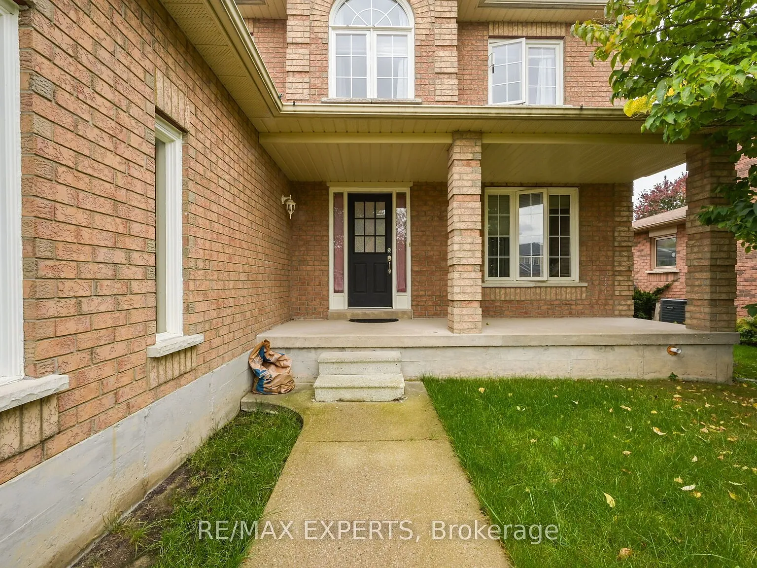 3 bed, $2,850 — Photo 3