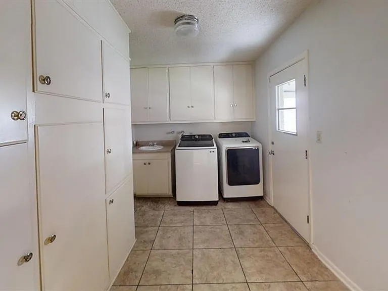 1317 Piedmont Dr — Photo 29