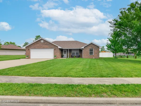 180 Venus St, Holts Summit, MO 65043