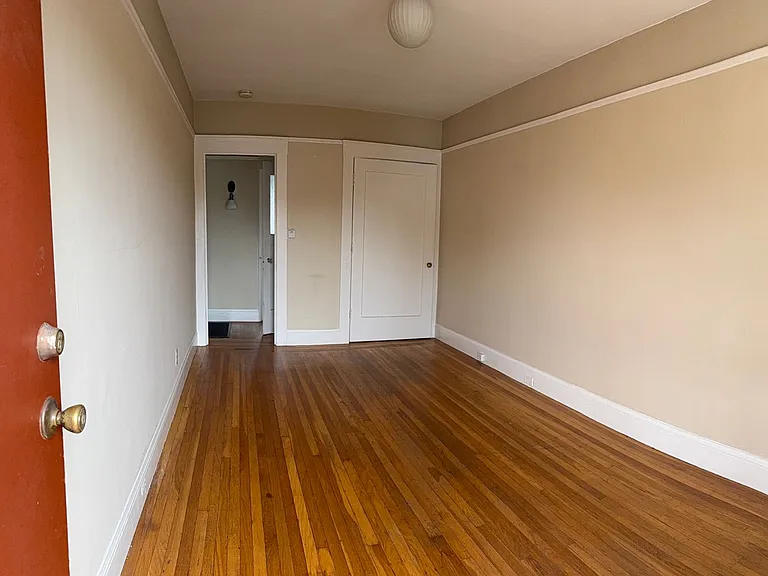 4426 Shafter Ave — Photo 3