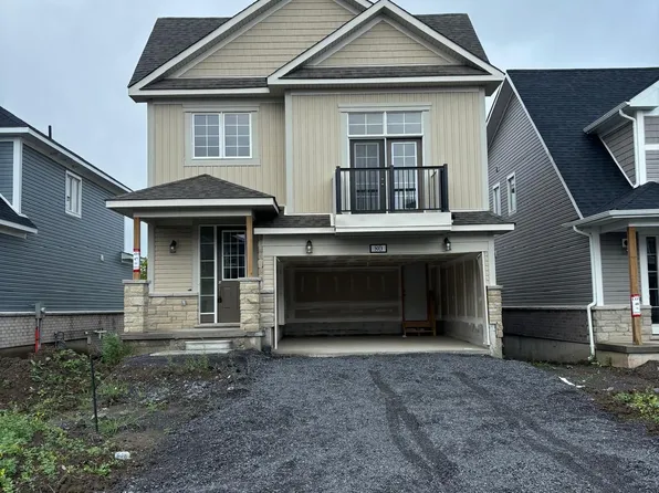 80 Oakmont Dr, Loyalist, ON K0H 1G0