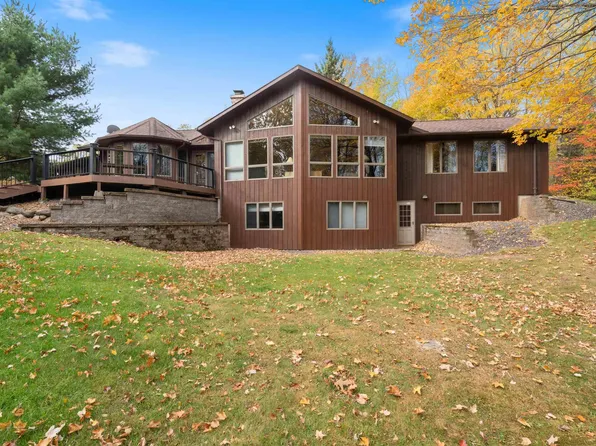 6659 E County Road B, South Range, WI 54874