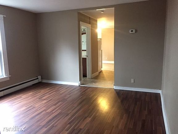 Bristol Ap 1E livingroom