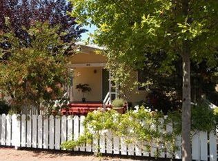 3010 Stanton St, Berkeley, CA 94702