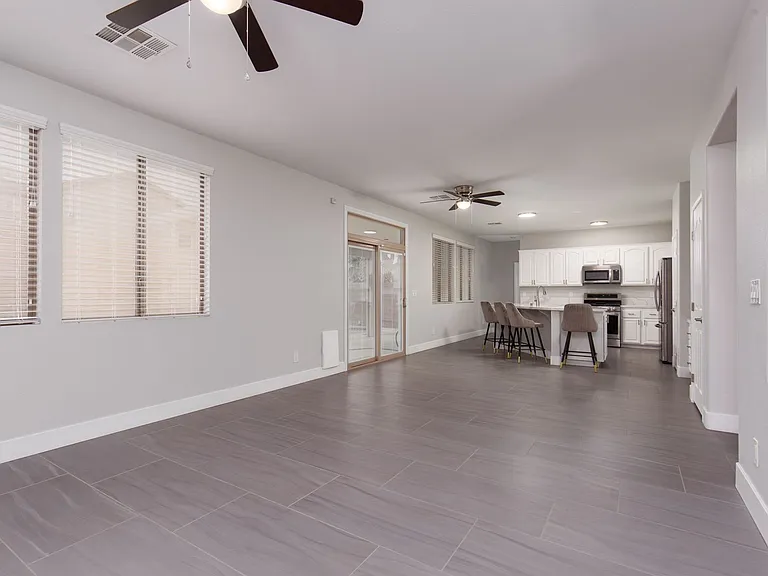 57 Ashby Hills Ct — Photo 9