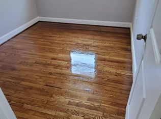 1006 Quebec Ter #302, Silver Spring, MD 20903