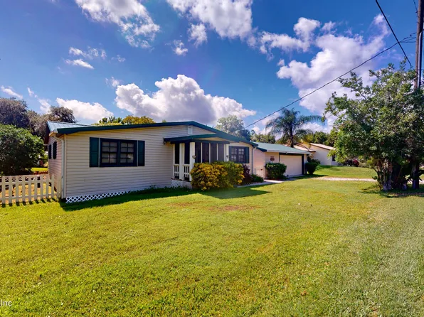 132 SUNSET Drive, Crescent City, FL 32112