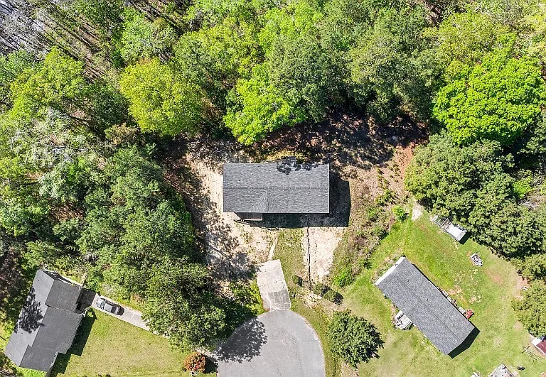 8376 Huntington Ct — Photo 24