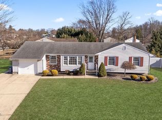 22 Toomin Dr, Neptune, NJ