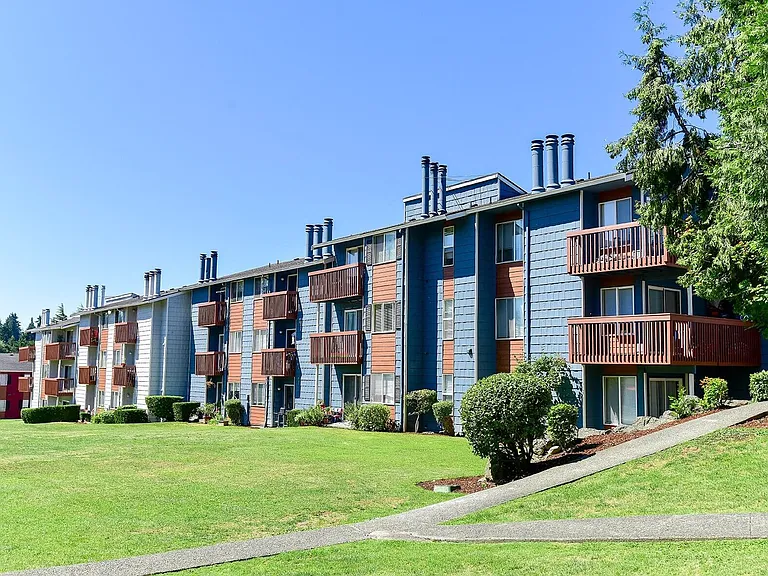 Brookstone Apartments — Photo 43